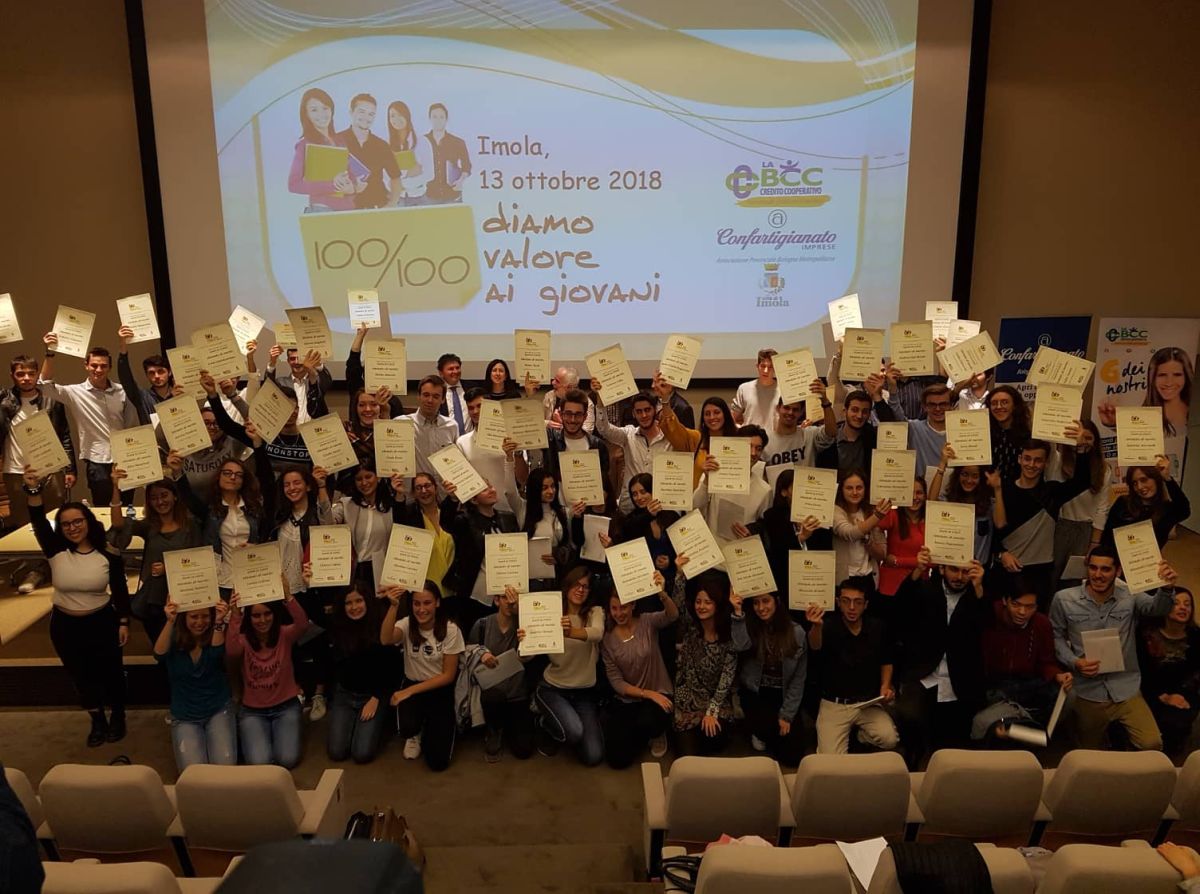 Bravissimi i 58 studenti imolesi diplomati col massimo dei voti e premiati da LA BCC