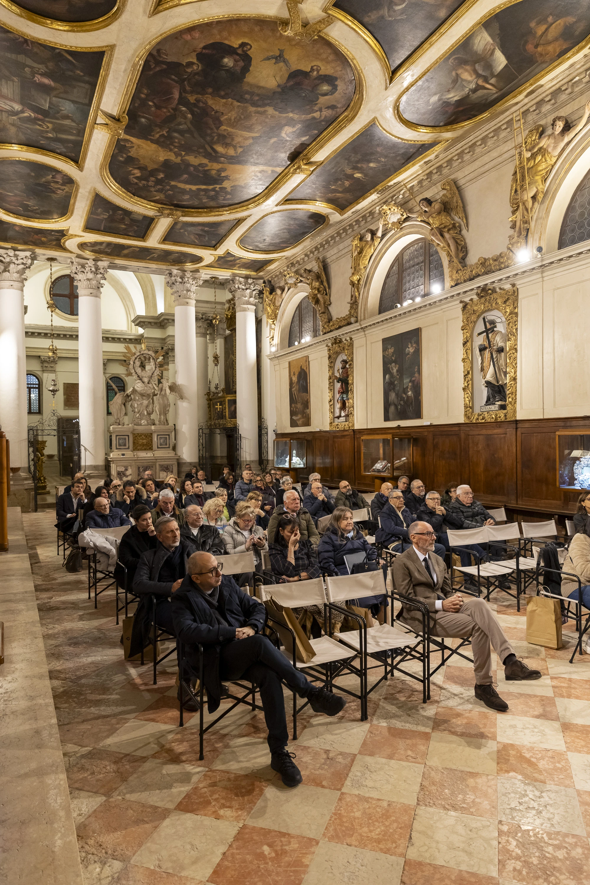 Libro Luoghi e memorie del Veneto