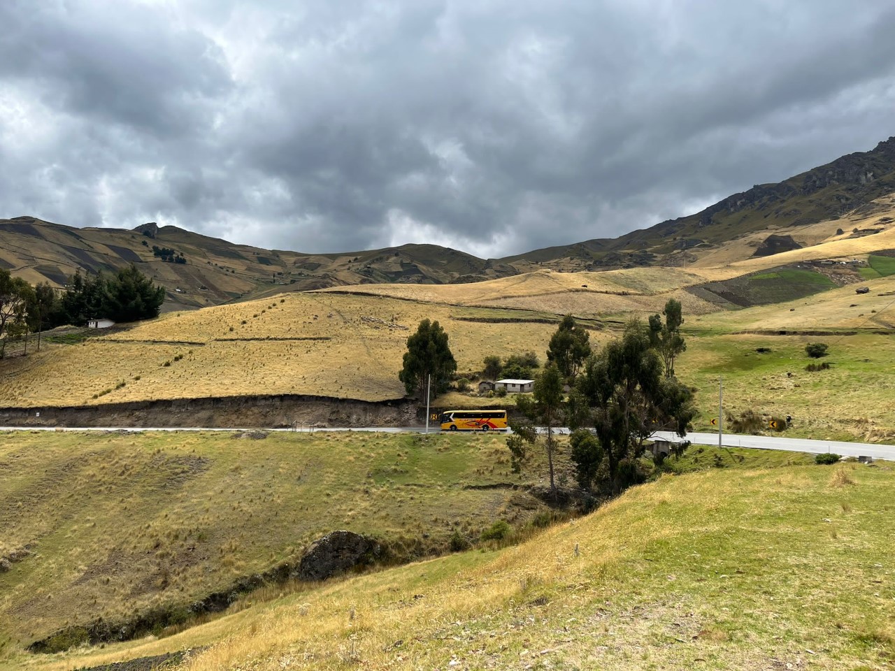 Missione Ecuador - paesaggio verso Zumbahua